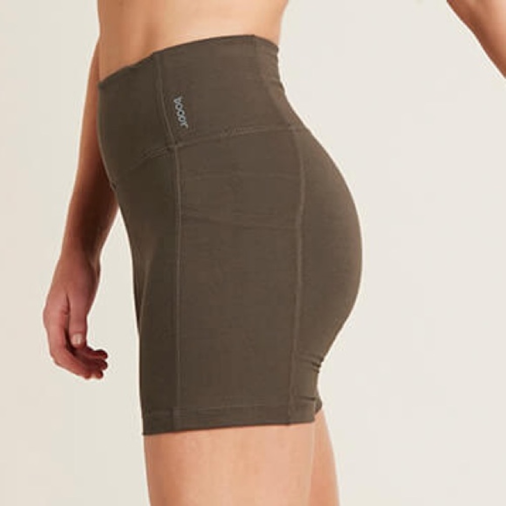 BOODY women’s Motivate 5” High Waist Short